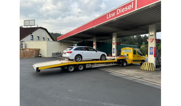 Car towing in Aalborg Øst. Efficient service for drivers near roads 55 and 180.