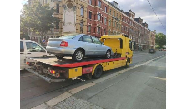 Car towing in Christiansfeld. Efficient service for drivers near roads 9 and 170.