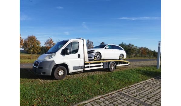 Huissene, 6851 – Pagalba sugedus automobiliui. Efektyvi vilkimo paslauga vairuotojams šalia kelių N224, N325, N788.