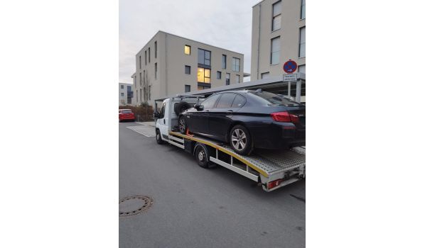 Ulvenhoute, 4834 – Pagalba sugedus automobiliui. Efektyvi vilkimo paslauga vairuotojams šalia kelių N263, N285, N282.