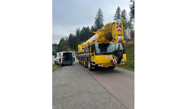 Truck towing service in Veldhoven, 5613 near the A2 motorway. Fast assistance with breakdowns on an important route.