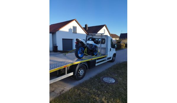 Badhoevedorpe, 1171 – Pagalba sugedus automobiliui. Efektyvi vilkimo paslauga vairuotojams šalia kelių N201, N205, N520.