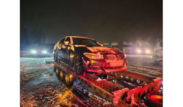 In Herentals, 2270 – Car breakdown assistance. Efficient towing service for drivers near roads N71, N76.