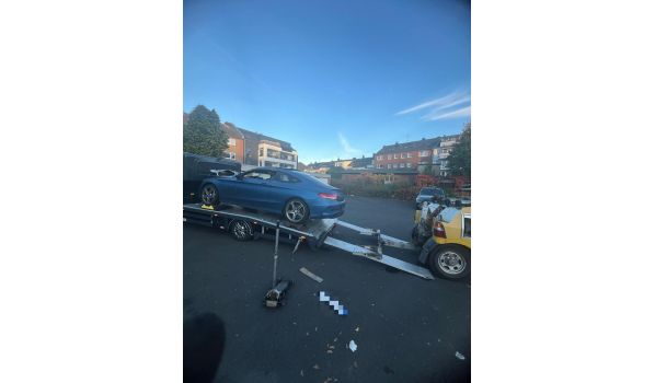 In Bredene, 8450 – Car breakdown assistance. Efficient towing service for drivers near roads N34, N318, N33.