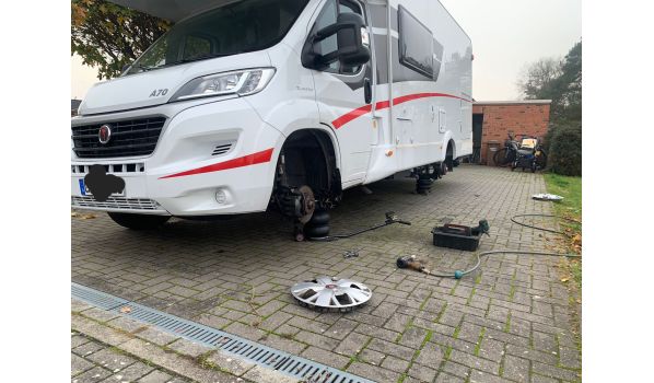 62-230 Trzemeszno, mobiler Reifendienst für ein Fahrzeug nach Panne in einem Stadtgebiet 