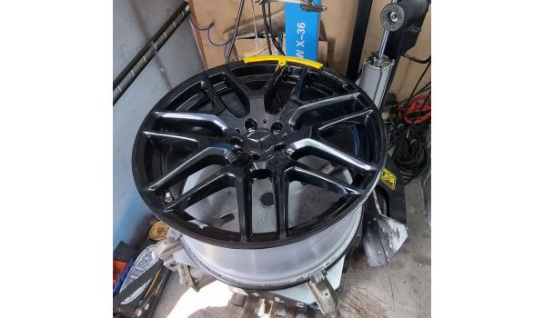 43-500 Katowice, tire change in the city 