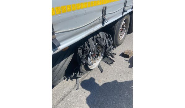 27367 Sottrum, intervenție mobilă pentru semiremorcă în parcare 