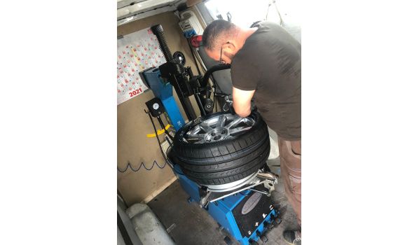 50189 Elsdorf, PKW-Reifenservice nach Panne – schnelle Hilfe im Stadtbereich