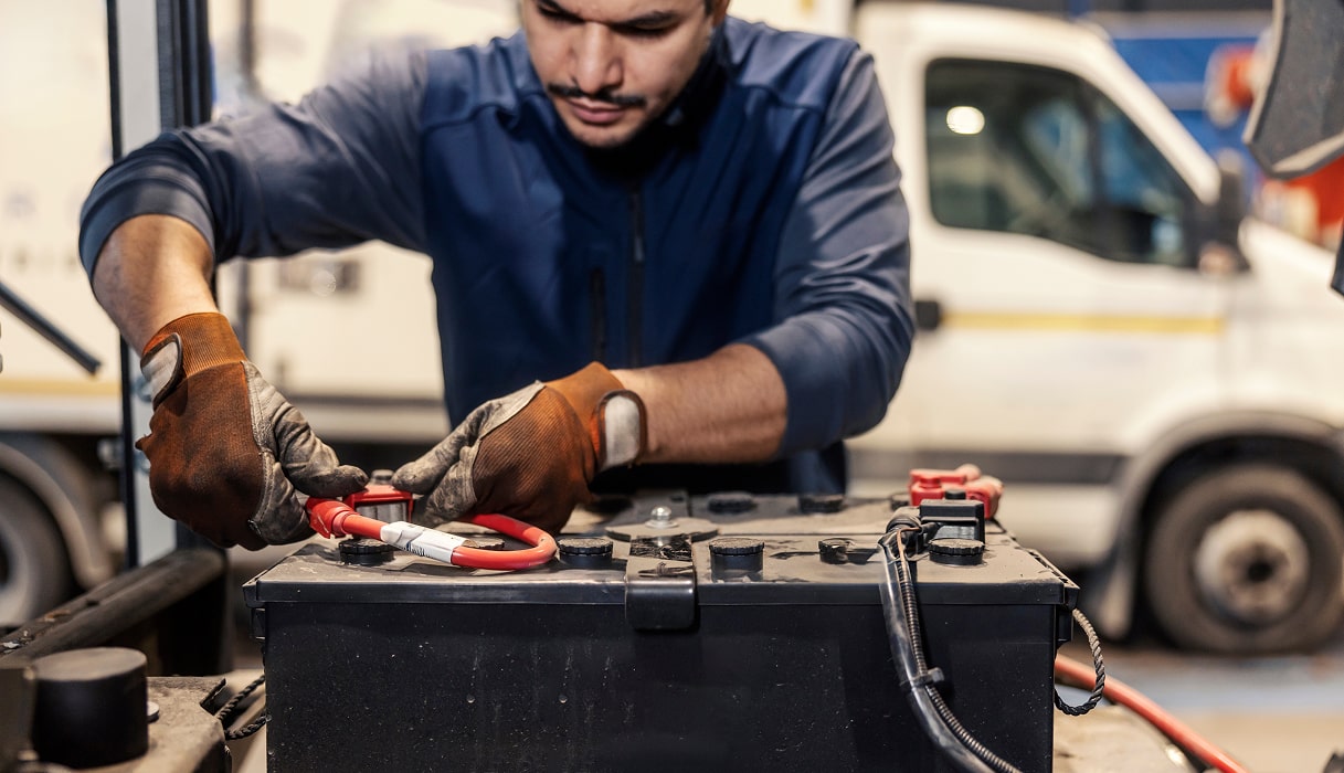 Înlocuirea bateriei la camion în Germania — intervenție la parcarea 24/7